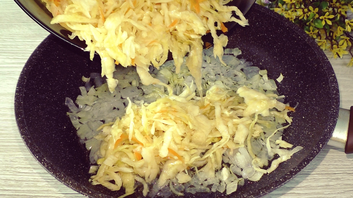 Лёгкая закуска из куриного филе и капусты: идеальный рецепт