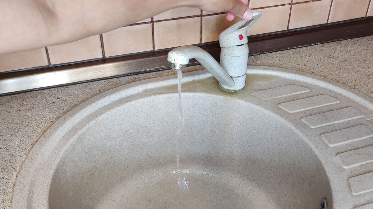 Освобождение от известкового налета: чистим аэратор смесителя