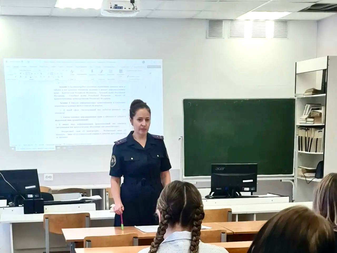 Сотрудники следственного отдела по Октябрьскому району г. Ижевска провели профилактическое мероприятие для студентов техникума