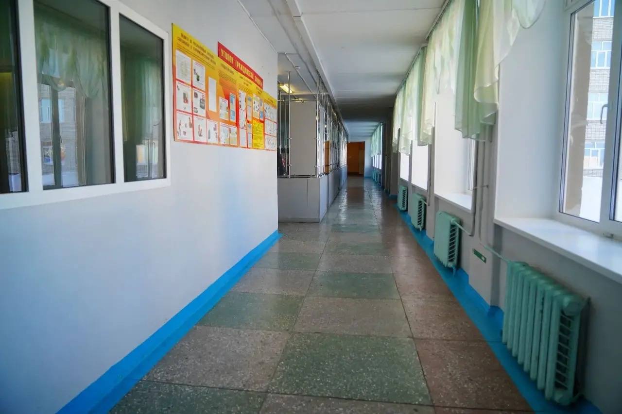 Во время прямого эфира на ТК «Моя Удмуртия» Глава Ижевска Дмитрий Чистяков анонсировал предстоящее обновление двух ижевских школ Во время прямого эфира на ТК «Моя Удмуртия» Глава Ижевска Дмитрий Чистяков анонсировал предстоящее обновление двух ижевских школ