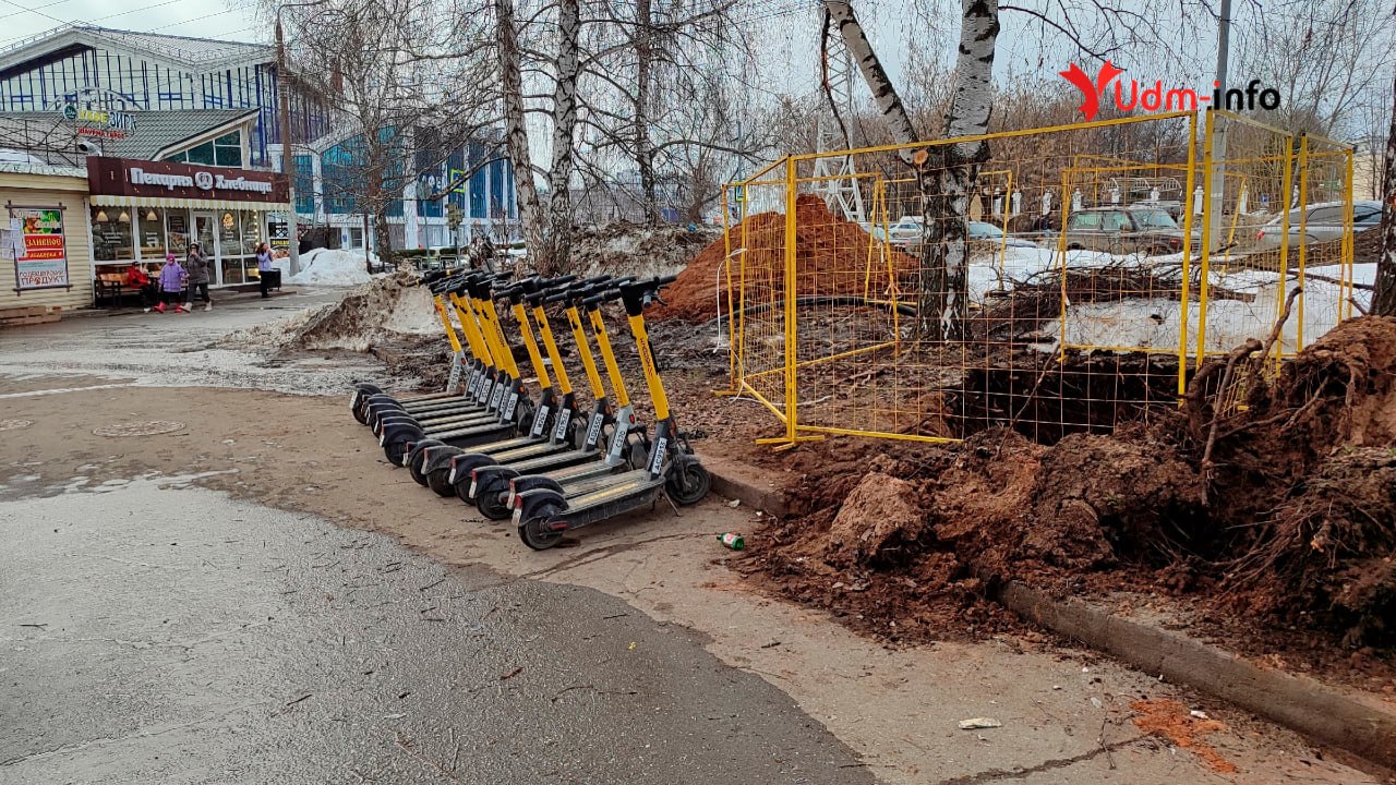 По Центральной площади Ижевска кикшеринговые самокаты ездить не будут