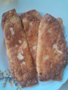 Как использовать оставшееся картофельное пюре: 20 минут на удивительные чебуреки