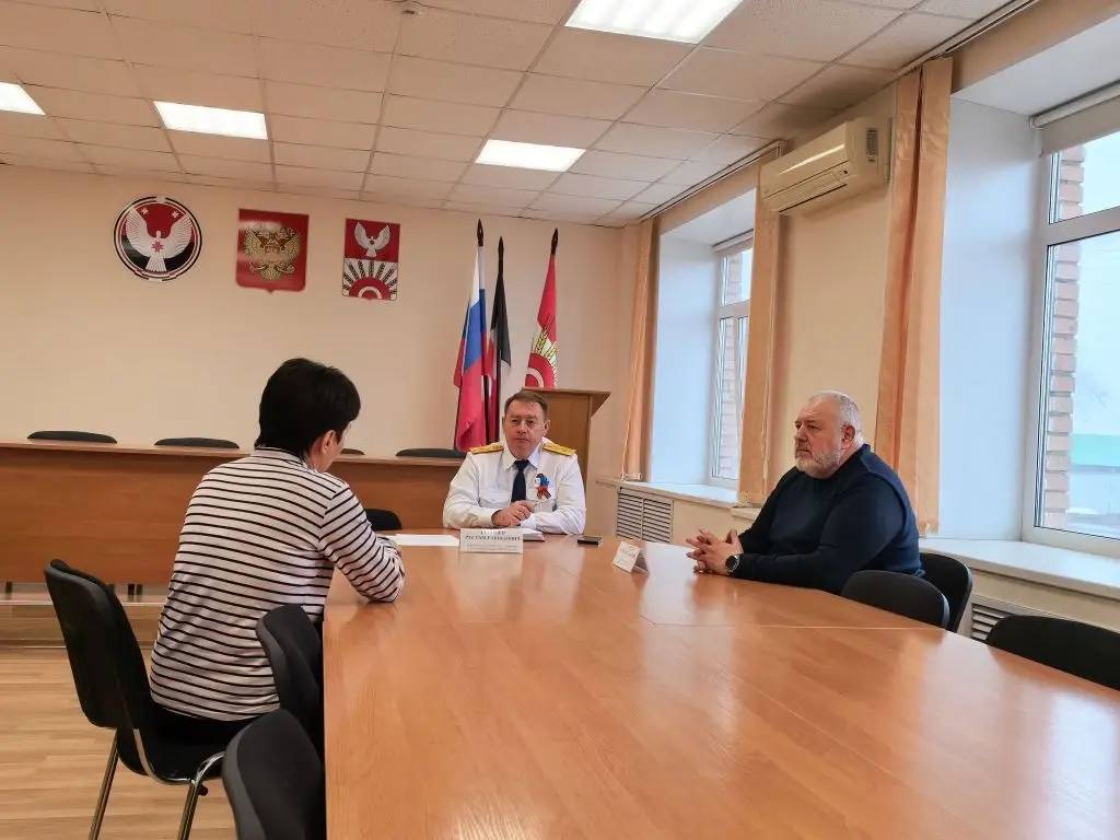 Руководитель следственного управления СК России по Удмуртской Республике посетил с рабочим визитом село Киясово Руководитель следственного управления СК России по Удмуртской Республике посетил с рабочим визитом село Киясово