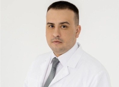 Замминистра здравоохранения Удмуртии Артём Школяр готов помочь в трудоустройстве медиков