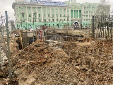 Ремонт подземного перехода у УдГУ под улицей Удмуртской в Ижевске всё же идёт