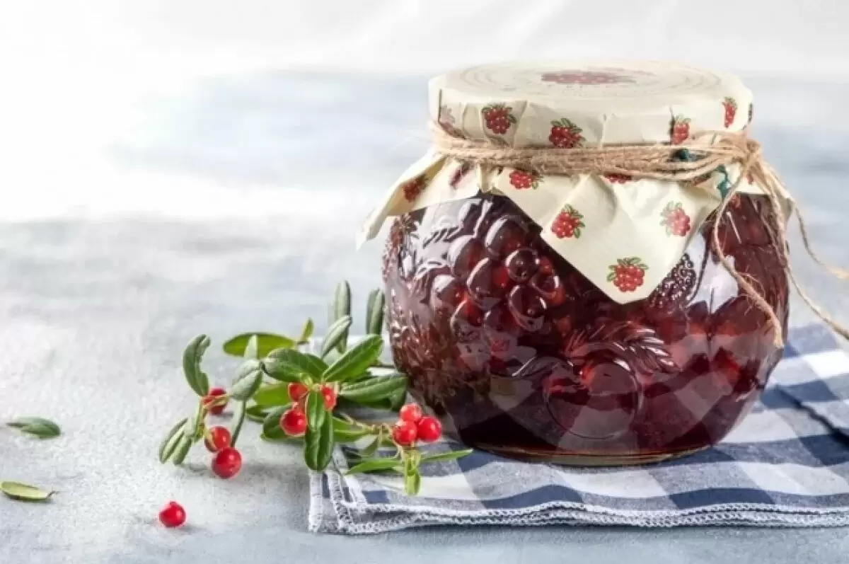 Как использовать бруснику: необычные рецепты и советы