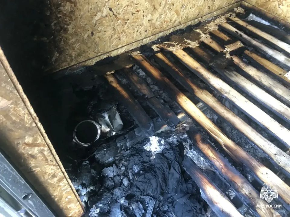 Ветошь с краской устроила пожар в Ижевске Ветошь с краской устроила пожар в Ижевске