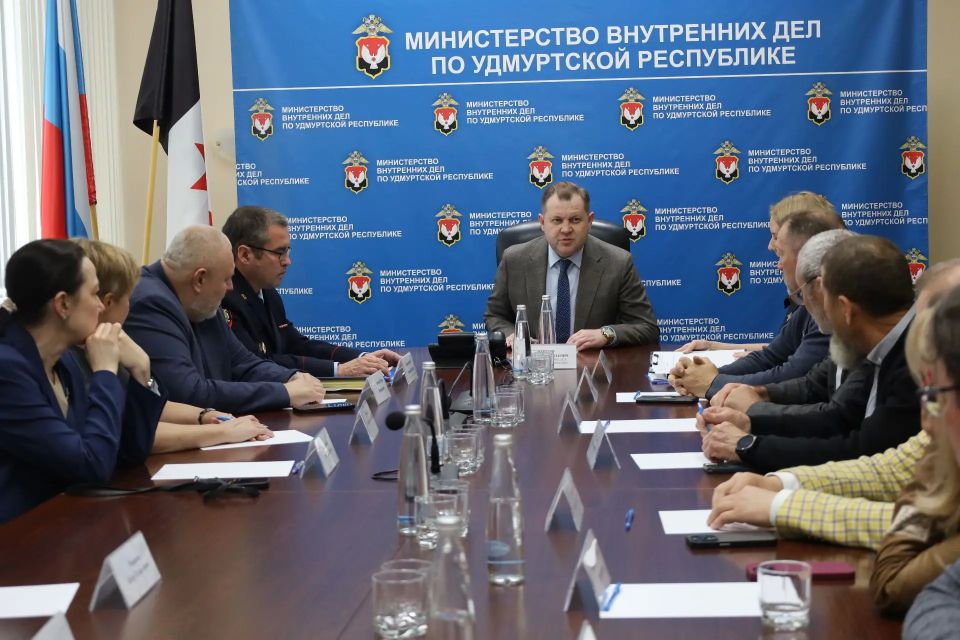 Вопросы детской безопасности обсудили на заседании Общественного совета при МВД по Удмуртской Республике
