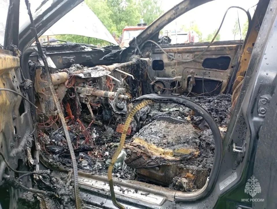 Еще один автомобиль сгорел из-за сварочных работ в Удмуртии