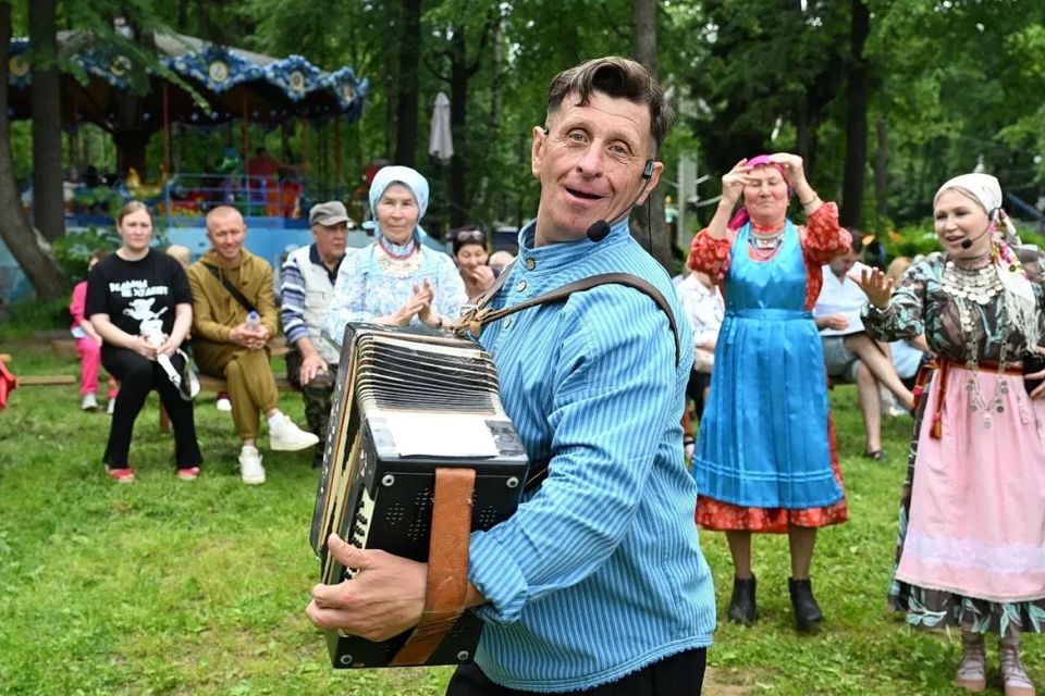Александр Бречалов: Друзья, на этой неделе у нас несколько «именников» Александр Бречалов: Друзья, на этой неделе у нас несколько «именников»
