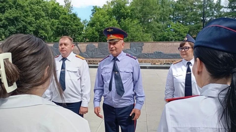 В преддверии Дня России в следственном управлении СК России по Удмуртской Республике состоялась церемония принятия Присяги молодыми сотрудниками В преддверии Дня России в следственном управлении СК России по Удмуртской Республике состоялась церемония принятия Присяги молодыми сотрудниками