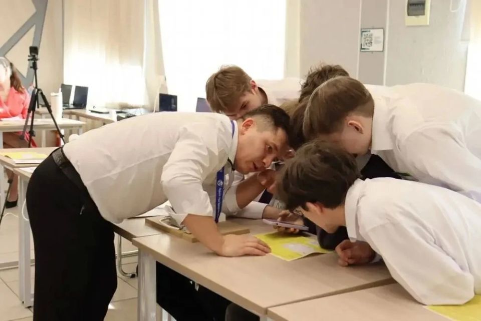 Роман Корепанов, преподаватель Строительного техникума Ижевска, представит Удмуртию в финале всероссийского конкурса «Мастер года» Роман Корепанов, преподаватель Строительного техникума Ижевска, представит Удмуртию в финале всероссийского конкурса «Мастер года»