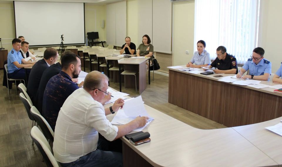 В ПРОКУРАТУРЕ УДМУРТИИ СОСТОЯЛОСЬ ЗАСЕДАНИЕ МЕЖВЕДОМСТВЕННОЙ РАБОЧЕЙ ГРУППЫ ПО ВОПРОСАМ ОБЕСПЕЧЕНИЯ БЕЗОПАСНОСТИ ДОРОЖНОГО ДВИЖЕНИЯ В ПРОКУРАТУРЕ УДМУРТИИ СОСТОЯЛОСЬ ЗАСЕДАНИЕ МЕЖВЕДОМСТВЕННОЙ РАБОЧЕЙ ГРУППЫ ПО ВОПРОСАМ ОБЕСПЕЧЕНИЯ БЕЗОПАСНОСТИ ДОРОЖНОГО ДВИЖЕНИЯ