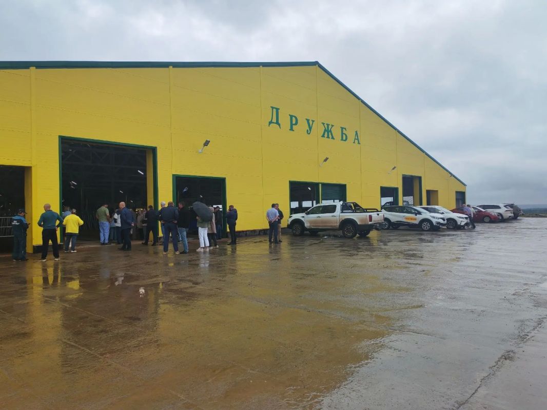 В Увинском районе весело и с песнями открыли мегаферму на 2 тыс В Увинском районе весело и с песнями открыли мегаферму на 2 тыс
