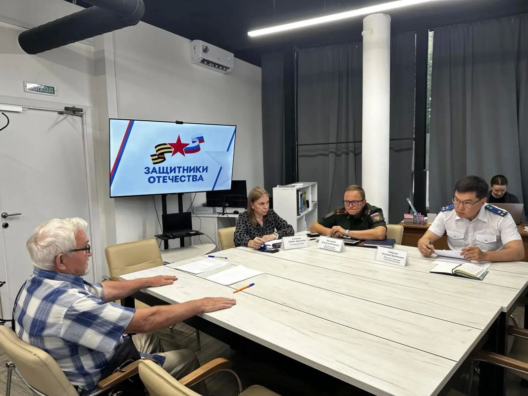ЗАМЕСТИТЕЛЬ ПРОКУРОРА УДМУРТСКОЙ РЕСПУБЛИКИ ДМИТРИЙ ХОБРАКОВ ПРОВЕЛ СОВМЕСТНЫЙ ПРИЕМ УЧАСТНИКОВ СПЕЦИАЛЬНОЙ ВОЕННОЙ ОПЕРАЦИИ И ЧЛЕНОВ ИХ СЕМЕЙ ЗАМЕСТИТЕЛЬ ПРОКУРОРА УДМУРТСКОЙ РЕСПУБЛИКИ ДМИТРИЙ ХОБРАКОВ ПРОВЕЛ СОВМЕСТНЫЙ ПРИЕМ УЧАСТНИКОВ СПЕЦИАЛЬНОЙ ВОЕННОЙ ОПЕРАЦИИ И ЧЛЕНОВ ИХ СЕМЕЙ