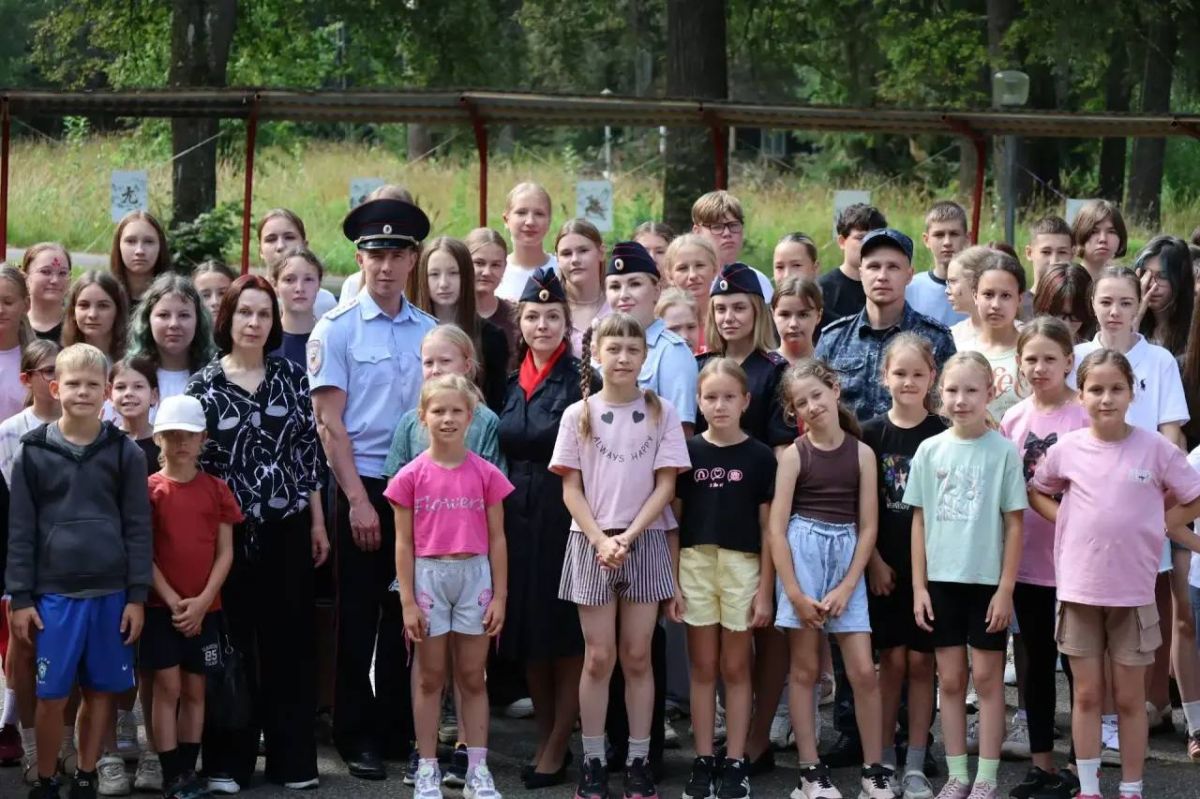 В Удмуртии прошло мероприятие «Школа полиции» В Удмуртии прошло мероприятие «Школа полиции»
