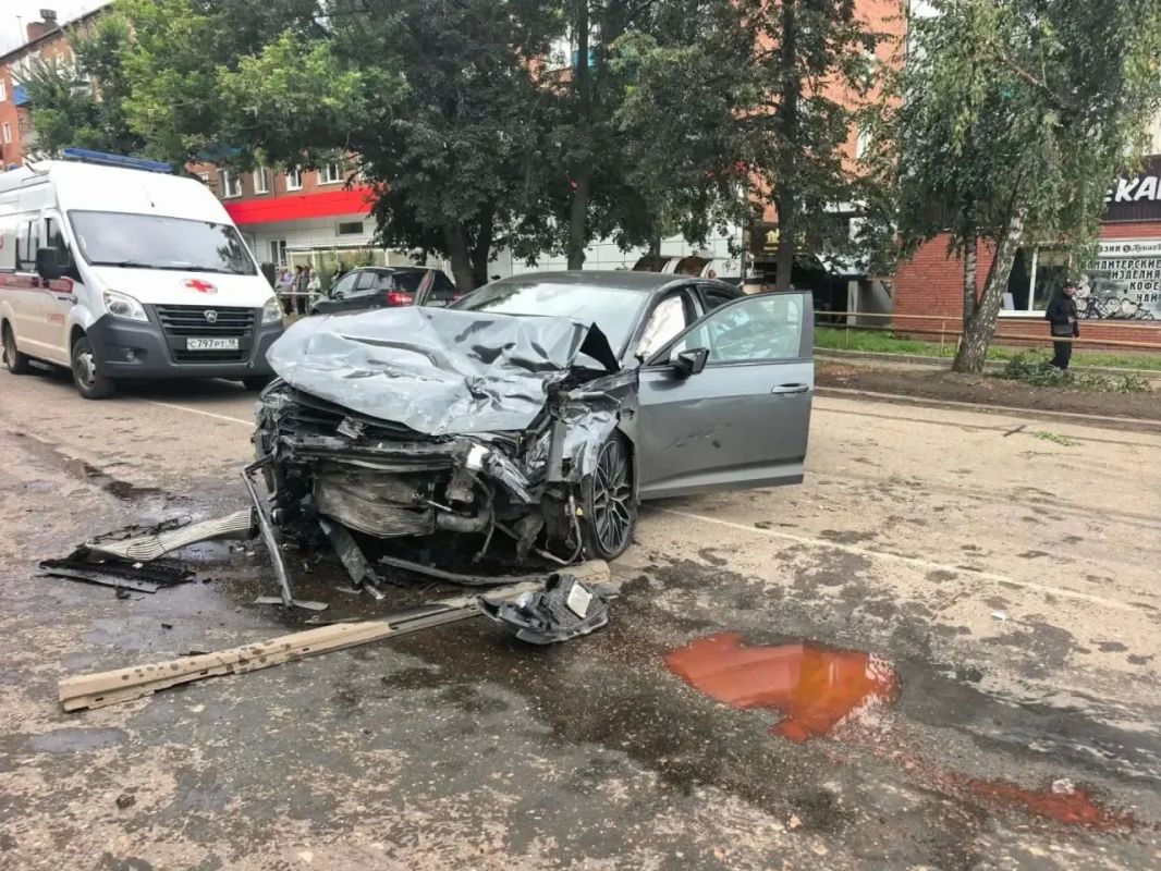 Сын депутата устроил смертельное ДТП в Удмуртии Сын депутата устроил смертельное ДТП в Удмуртии