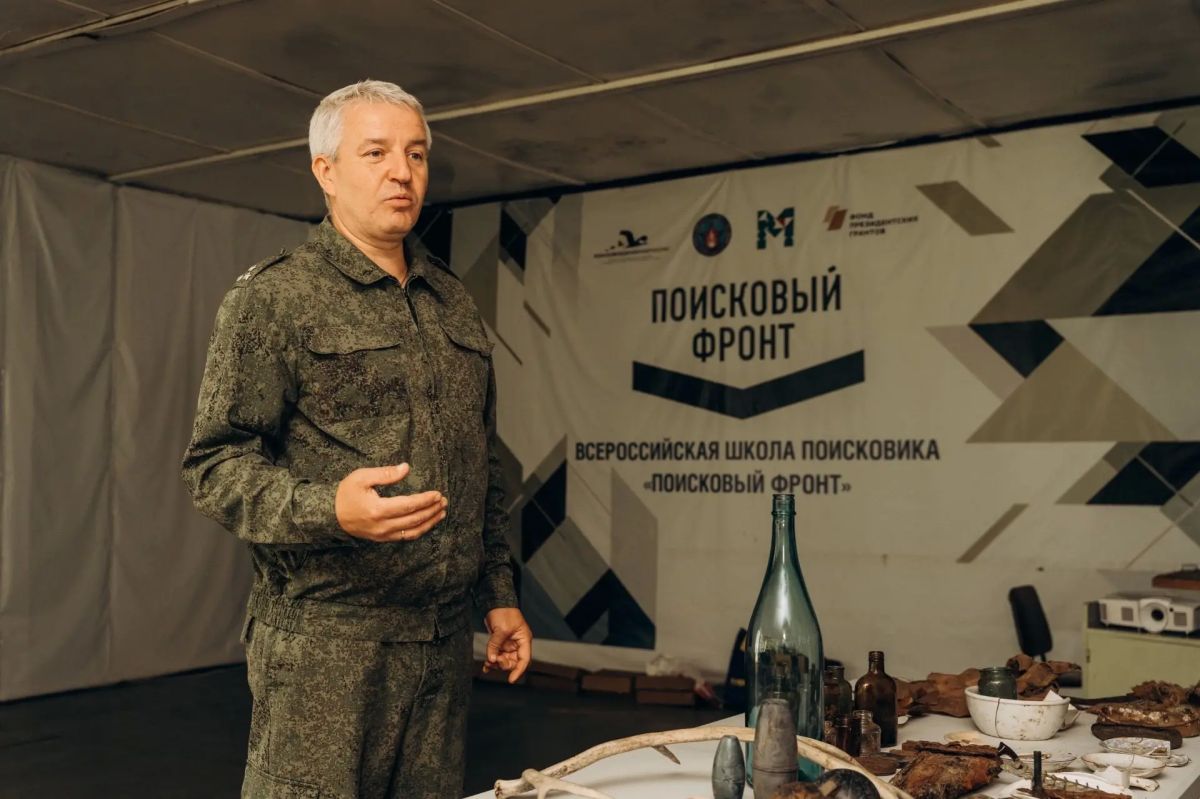 Ветеран следствия Александр Байбородов провел занятие для курсантов поискового курса «Искатель» Ветеран следствия Александр Байбородов провел занятие для курсантов поискового курса «Искатель»