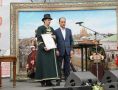 Легендарный кафтан оружейника вручили разработчику снайперской винтовки Чукавину в Ижевске