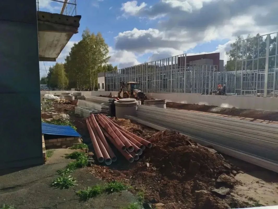 Экстренным пациентам - новое приемное отделение Экстренным пациентам - новое приемное отделение