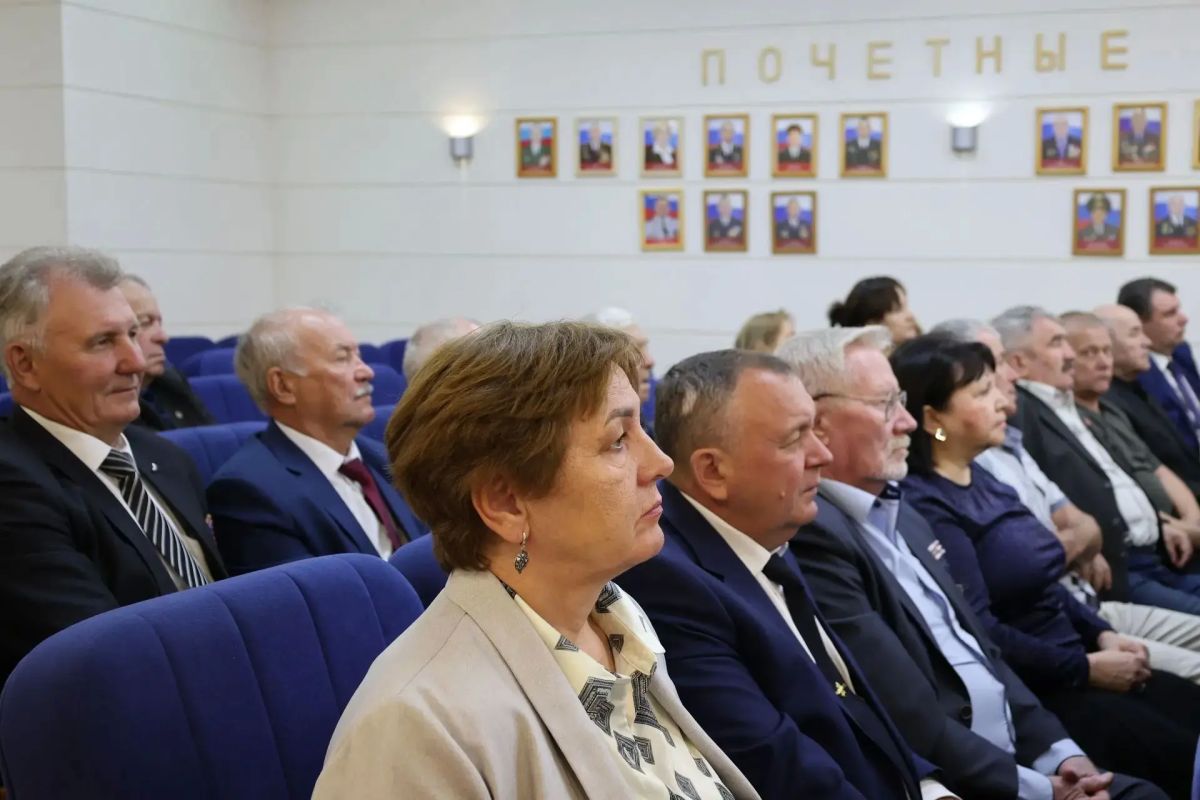 В Удмуртии состоялось совещание председателей ветеранских организаций ОВД по Приволжскому федеральному округу В Удмуртии состоялось совещание председателей ветеранских организаций ОВД по Приволжскому федеральному округу