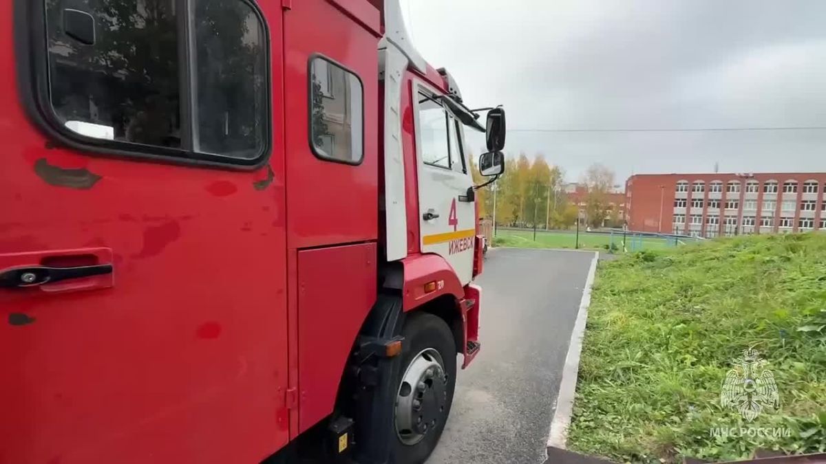 В Ижевске при пожаре в квартире погибли двое пенсионеров, сообщили в МЧС Удмуртии