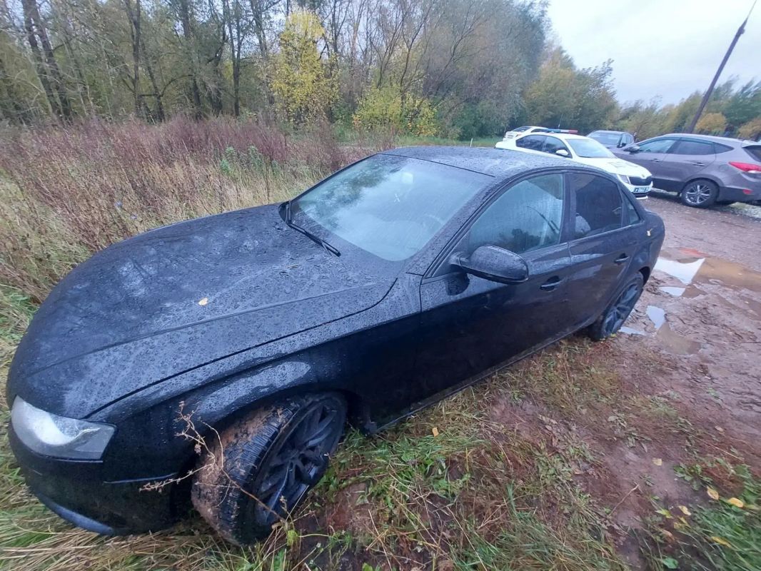 В Ижевске «бесправный» водитель Audi сбил пешехода и скрылся с места ДТП, сообщили в ГАИ Удмуртии