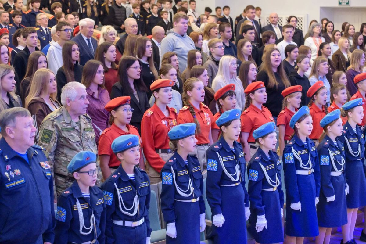 Дочь сотрудника следственного управления стала призером второго этапа Международного конкурса художественной самодеятельности Следственного комитета Российской Федерации среди следственных управлений Приволжского... Дочь сотрудника следственного управления стала призером второго этапа Международного конкурса художественной самодеятельности Следственного комитета Российской Федерации среди следственных управлений Приволжского...