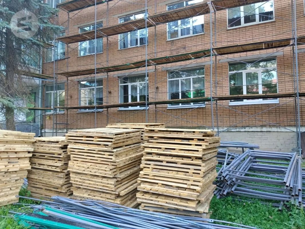 В Удмуртской государственной филармонии в Ижевске завершают первый этап капитального ремонта В Удмуртской государственной филармонии в Ижевске завершают первый этап капитального ремонта