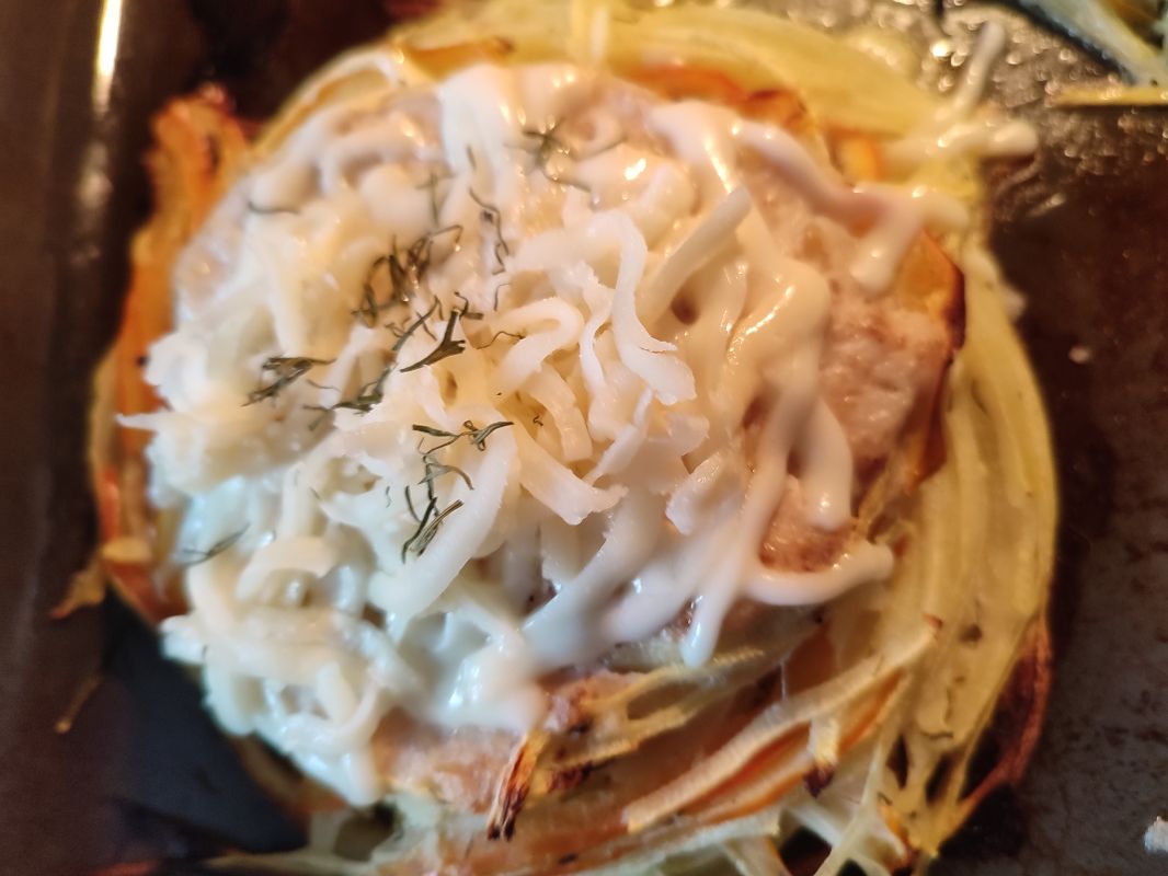 Овощные гнёзда с фаршем: сочное блюдо с аппетитной сырной корочкой