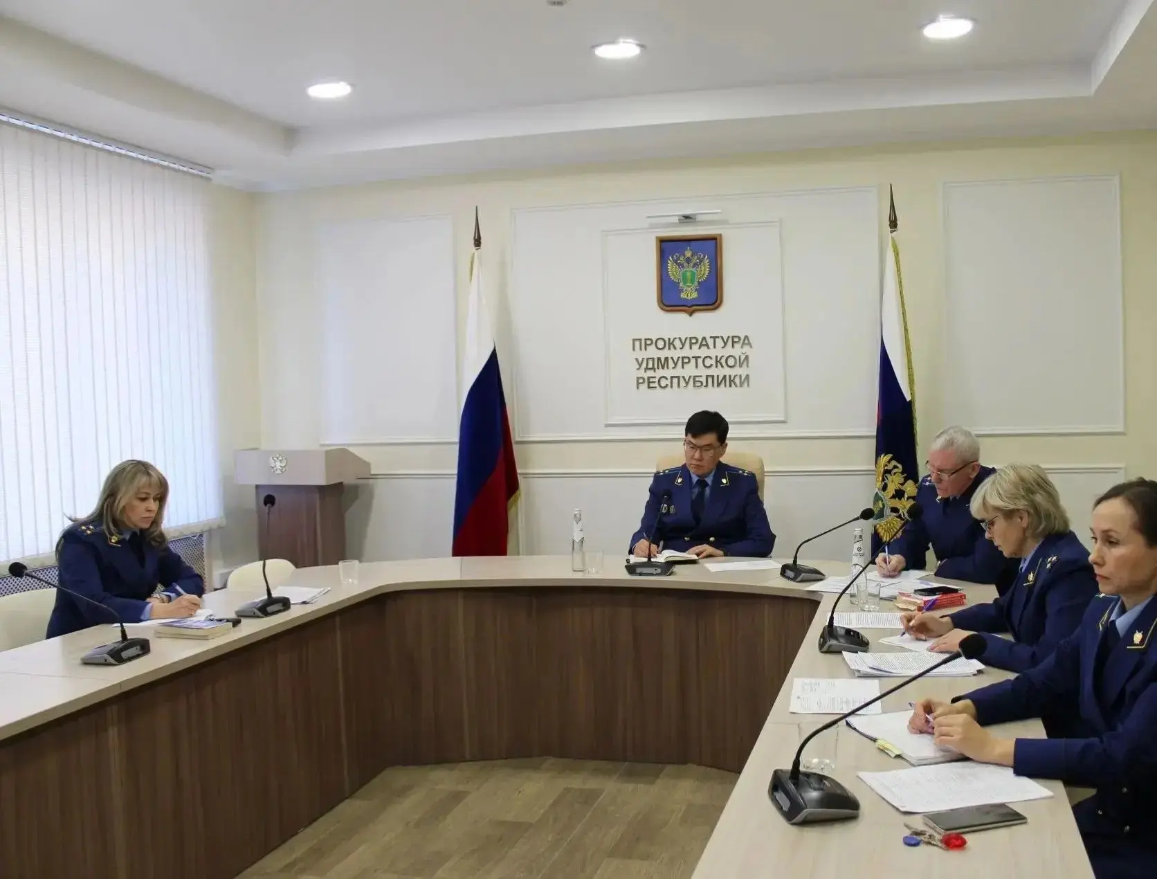 В ПРОКУРАТУРЕ УДМУРТСКОЙ РЕСПУБЛИКИ СОСТОЯЛАСЬ РЕСПУБЛИКАНСКАЯ КОНФЕРЕНЦИЯ ГОСУДАРСТВЕННЫХ ОБВИНИТЕЛЕЙ
